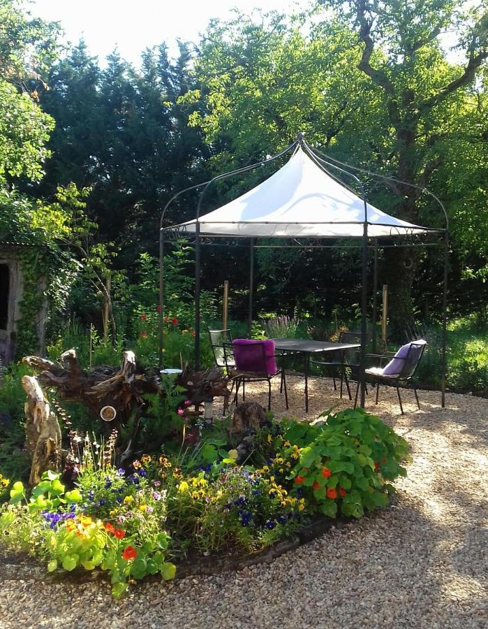 Bed and Breakfast The House Of Lavender Queaux Exterior foto